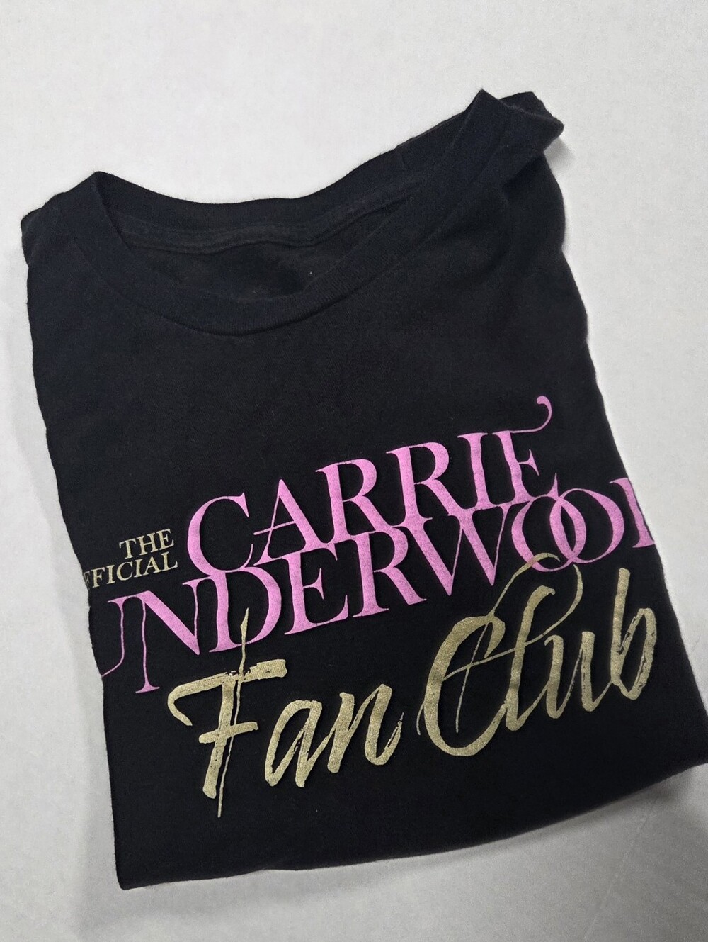 Carrie Underwood Fan Club Black Tee — Pink & Gold Graphic Size M